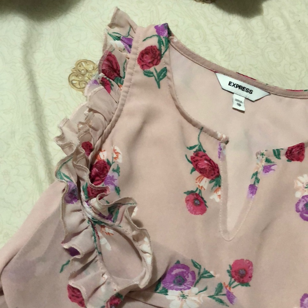 Express Blouse - Picture 3 of 5